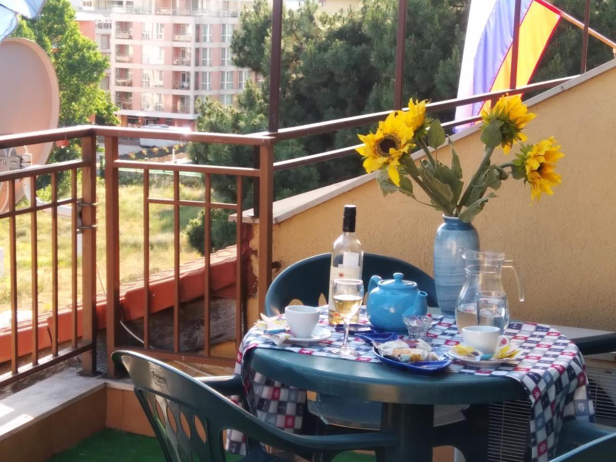 Golden Dreams Apartment ซันนีบีช ภายนอก รูปภาพ